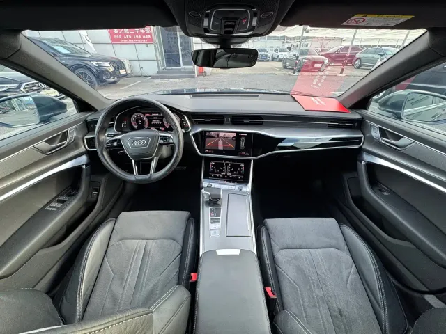 Audi A6L — Фото автомобиля 11