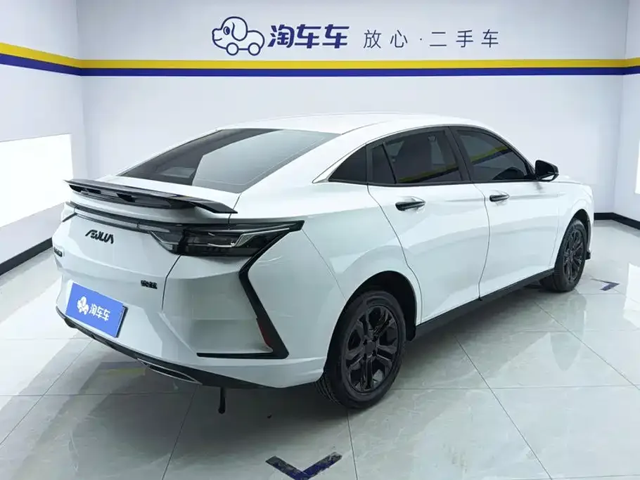 Dongfeng Aeolus Yixuan 2024 1.5L Auto Sport Edition — Фото автомобиля 3