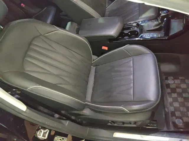 Volkswagen Passat — Фото автомобиля 24