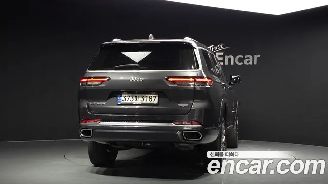 Jeep Cherokee Grand Cherokee(WL) L 3.6 Summit Reserve — Фото автомобиля 4