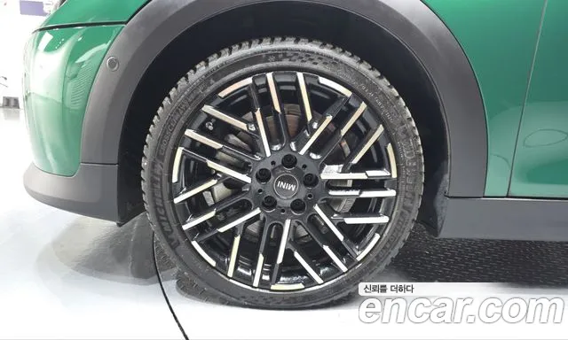 MINI Cooper 4th Gen — Фото автомобиля 5