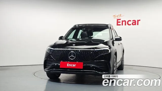 Mercedes-Benz EQB — Фото автомобиля 2