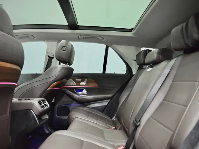Mercedes-Benz GLE-Class — Фото автомобиля 7
