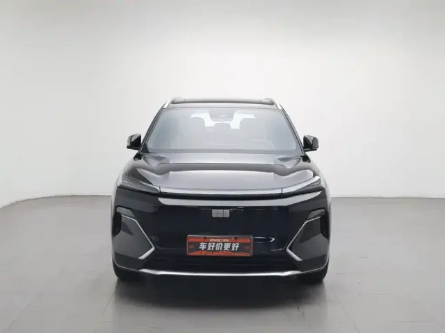 Geely Galaxy Starship 7 EM-i — Фото автомобиля 3