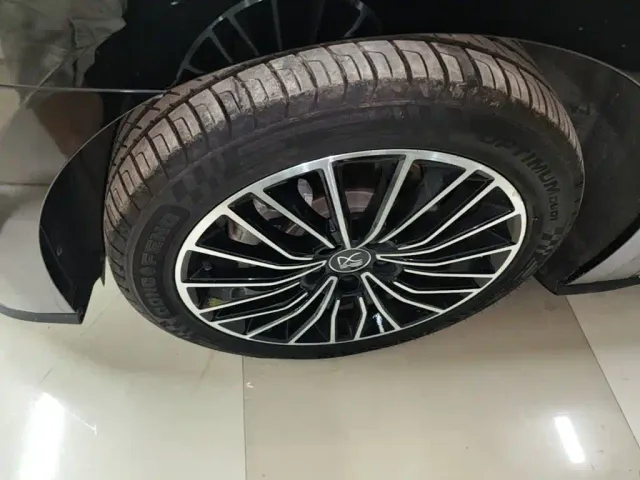 BYD Han — Фото автомобиля 22