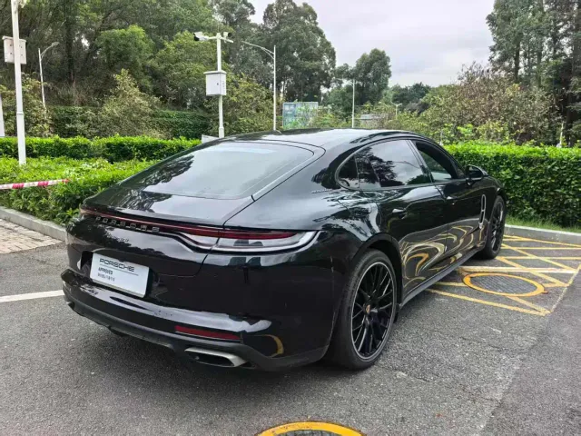 Porsche Panamera — Фото автомобиля 5