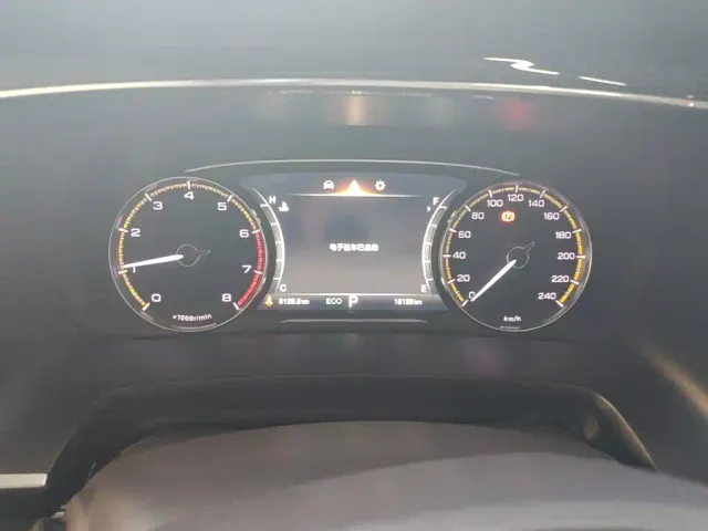 GAC Trumpchi M8 — Фото автомобиля 11