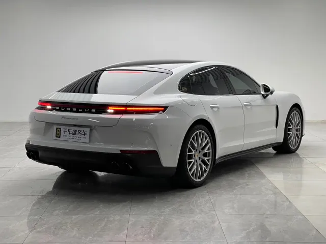 Porsche Panamera — Фото автомобиля 6