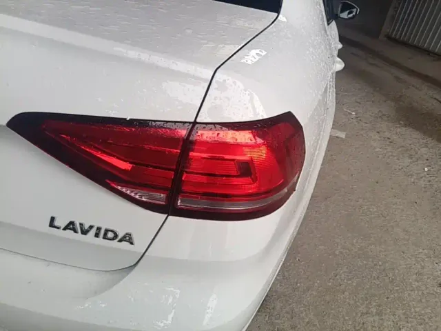Volkswagen Lavida — Фото автомобиля 7