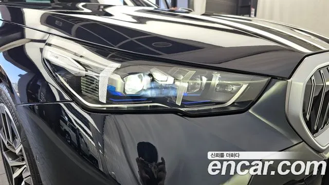 BMW 5 Series G60 — Фото автомобиля 7