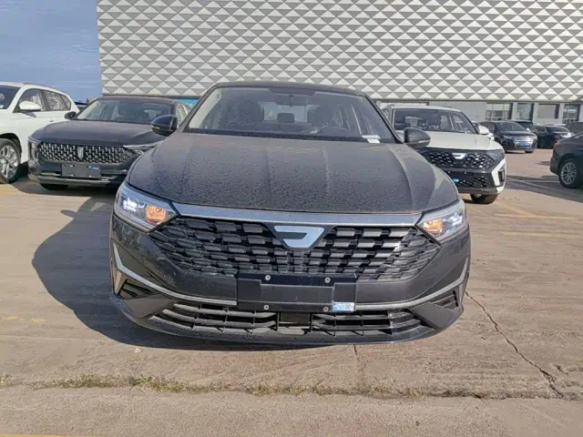 Jetta VA7 — Фото автомобиля 2