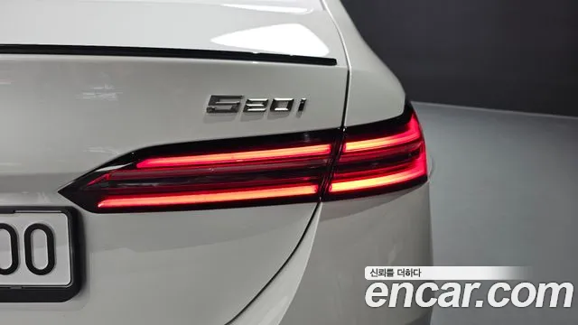 BMW 5-Series — Фото автомобиля 18