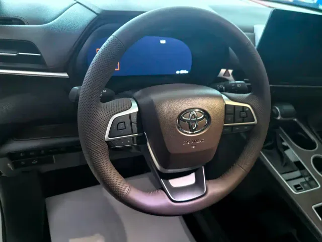 Toyota Granvia — Фото автомобиля 5