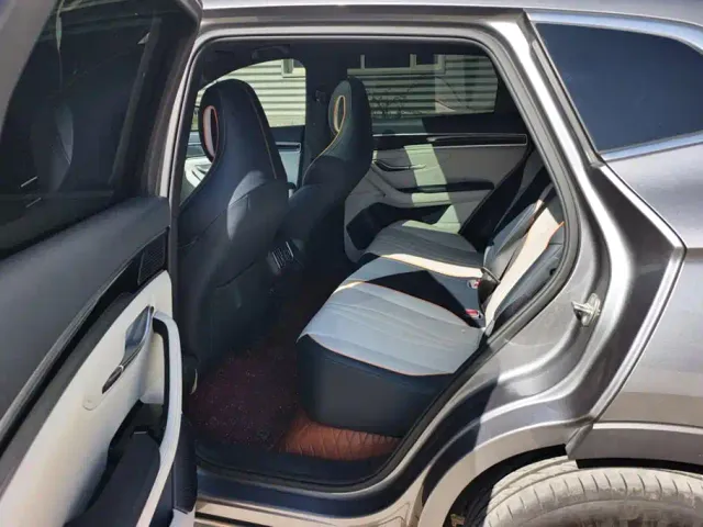 BYD Song PLUS — Фото автомобиля 11