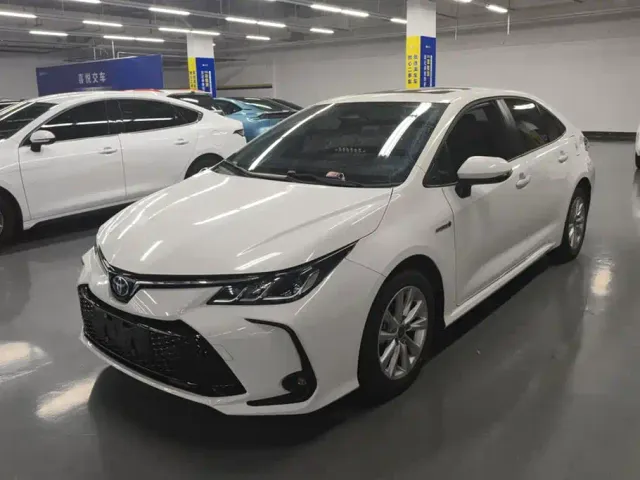 Фотография автомобиля — Toyota Corolla