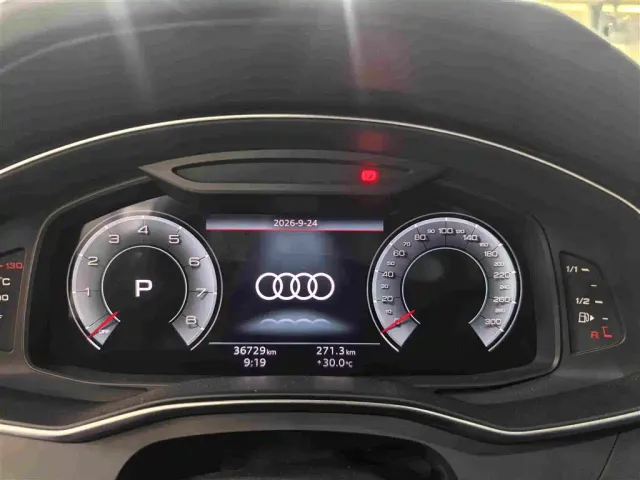 Audi A6L — Фото автомобиля 10