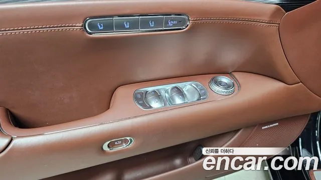 Genesis G90 Бензин 3.5 турбо AWD — Фото автомобиля 25