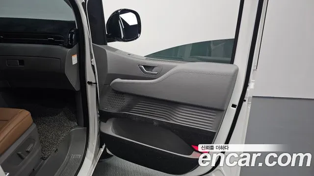 Hyundai Staria — Фото автомобиля 13