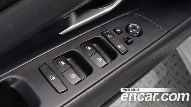 Hyundai Avante CN7 — Фото автомобиля 30