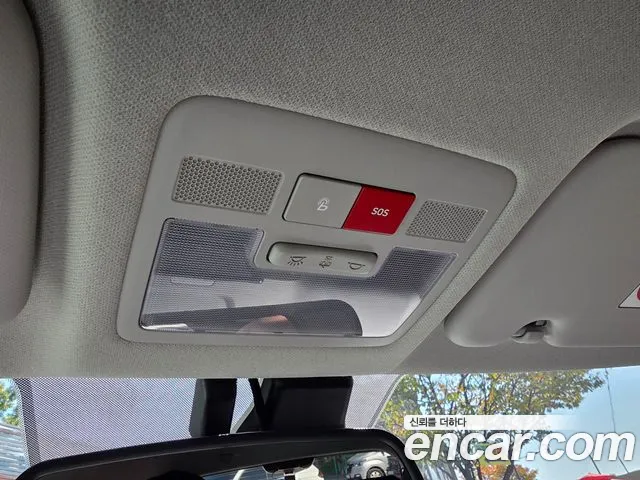 Hyundai Venue — Фото автомобиля 18
