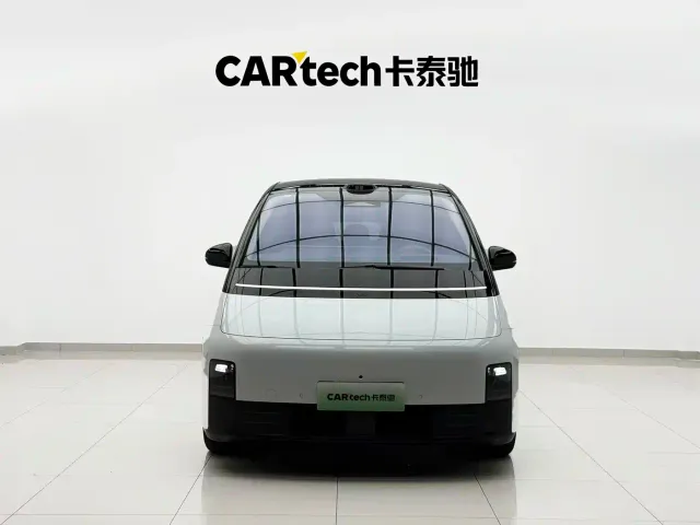 Li Auto MEGA — Фото автомобиля 3