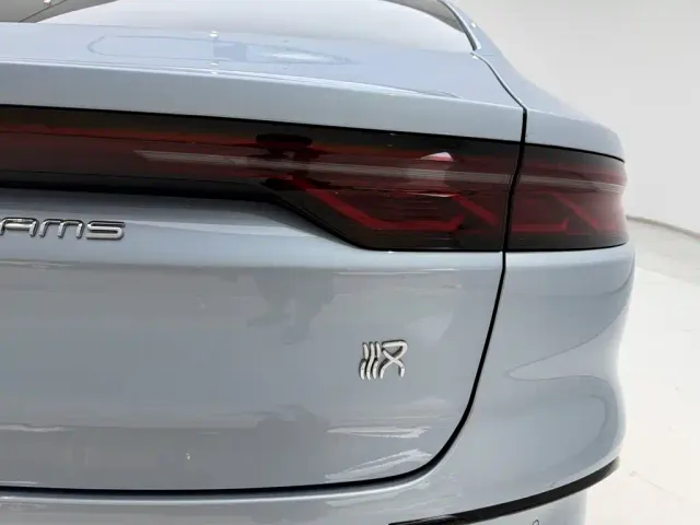 BYD Han — Фото автомобиля 10