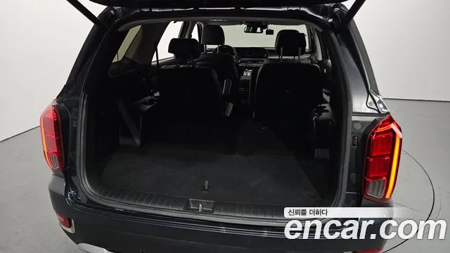 Hyundai Palisade Palisade Дизель 2.2 2WD — Фото автомобиля 20