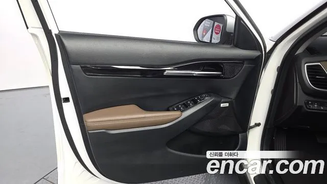 Kia Seltos Seltos Бензин 1.6 турбо 2WD — Фото автомобиля 23