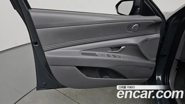 Hyundai Avante CN7 — Фото автомобиля 13