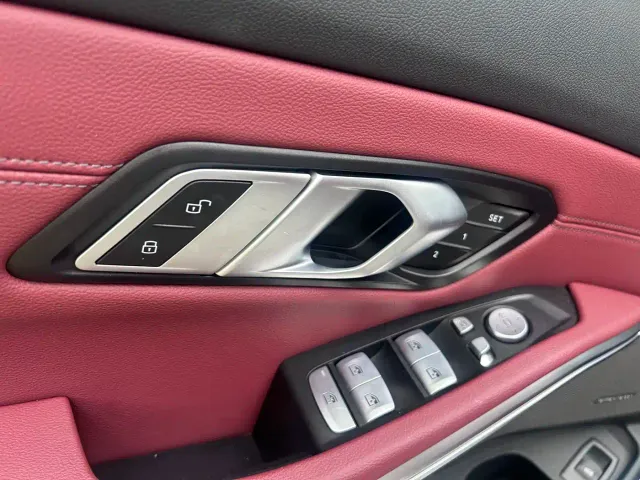 BMW 3 Series — Фото автомобиля 11
