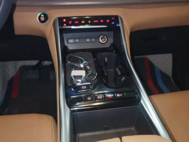 Maxus G50 — Фото автомобиля 13