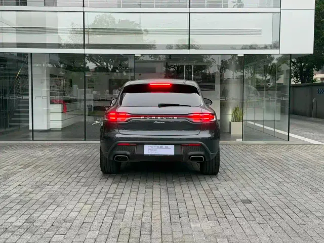 Porsche Macan — Фото автомобиля 4