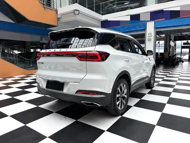 Chery Tiggo 7 PLUS — Фото автомобиля 17