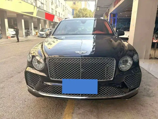 Bentley Bentayga Hybrid — Фото автомобиля 2