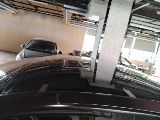 Tesla Model Y — Фото автомобиля 21