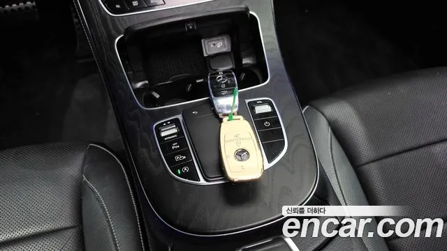 Mercedes-Benz E-Class W213 — Фото автомобиля 24