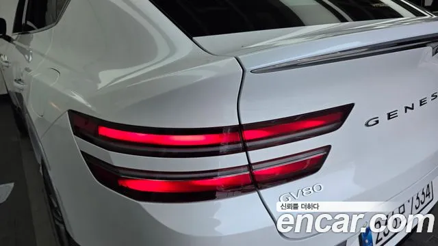 Genesis GV80 — Фото автомобиля 20