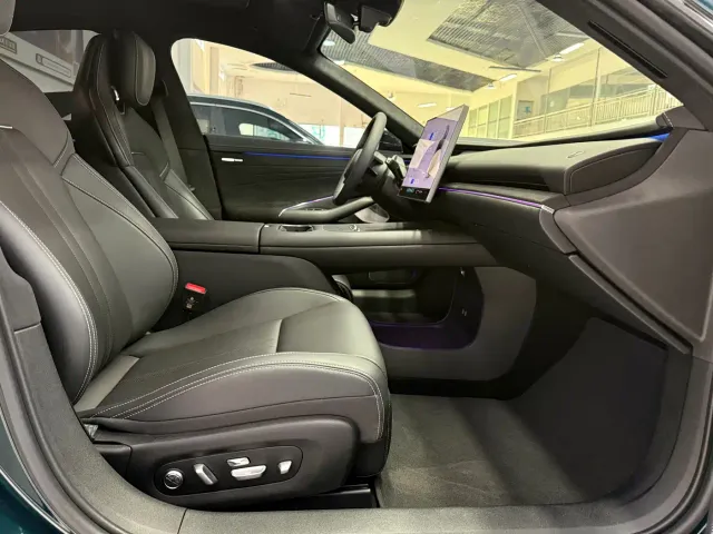 Xiaomi SU7 — Фото автомобиля 9