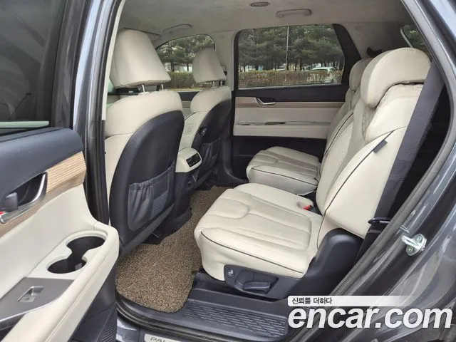 Hyundai Palisade Palisade Бензин 3.8 2WD — Фото автомобиля 16