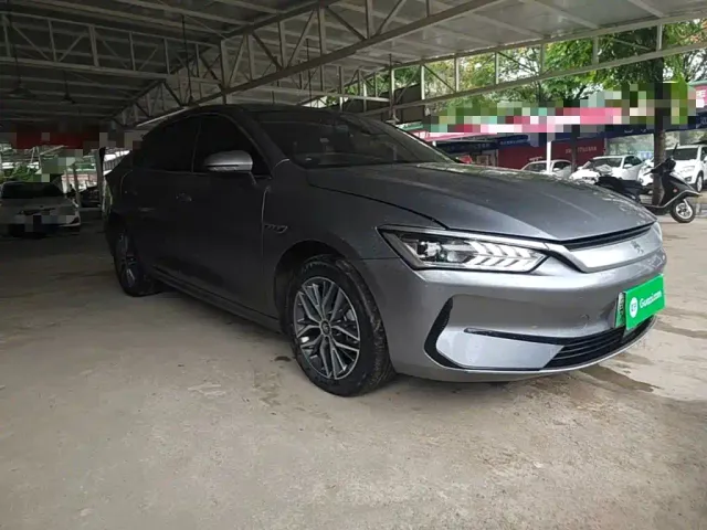 BYD Qin PLUS — Фото автомобиля 3