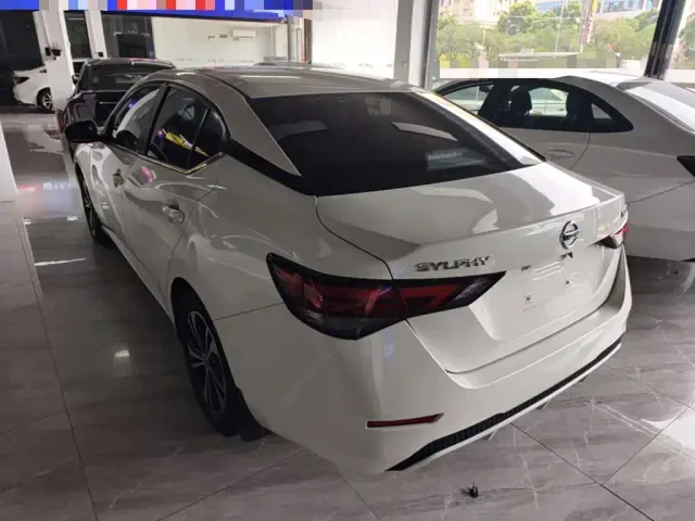 Nissan Sylphy — Фото автомобиля 4