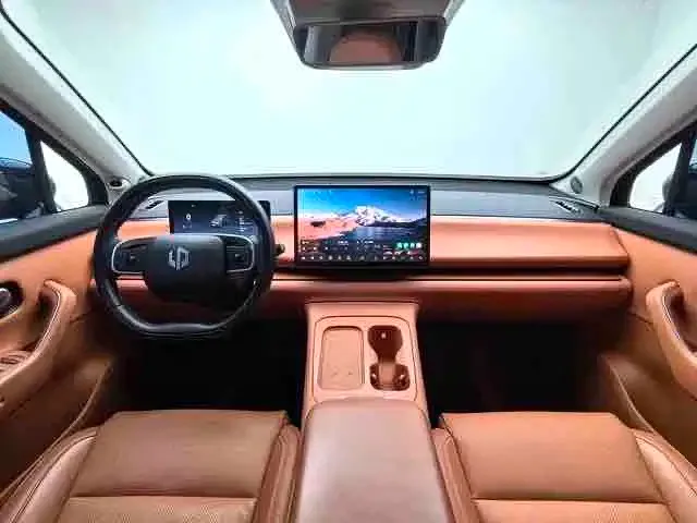Leapmotor C10 — Фото автомобиля 6