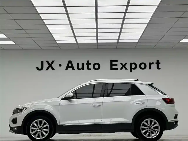 Volkswagen T-Roc — Фото автомобиля 20
