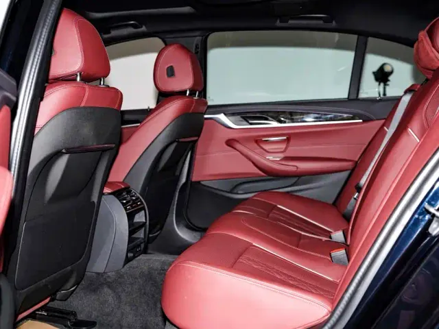 BMW 5 Series — Фото автомобиля 20