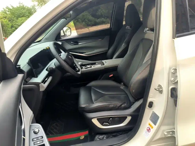 Changan CS75 Plus — Фото автомобиля 14