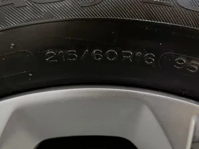 Geely Galaxy L6 — Фото автомобиля 24