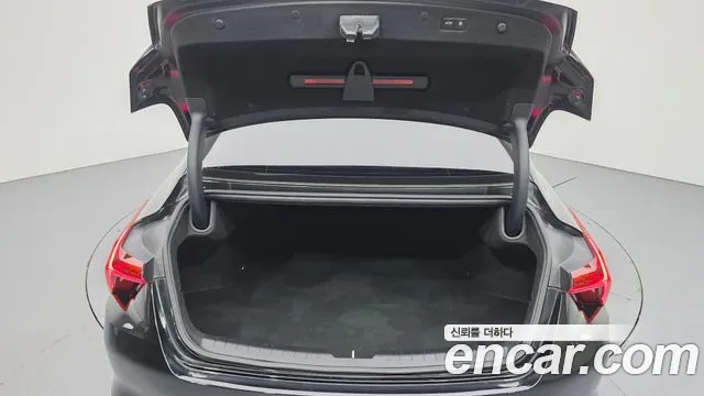 Kia K8 Signature — Фото автомобиля 20