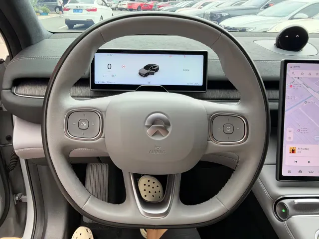 Nio EC6 — Фото автомобиля 6