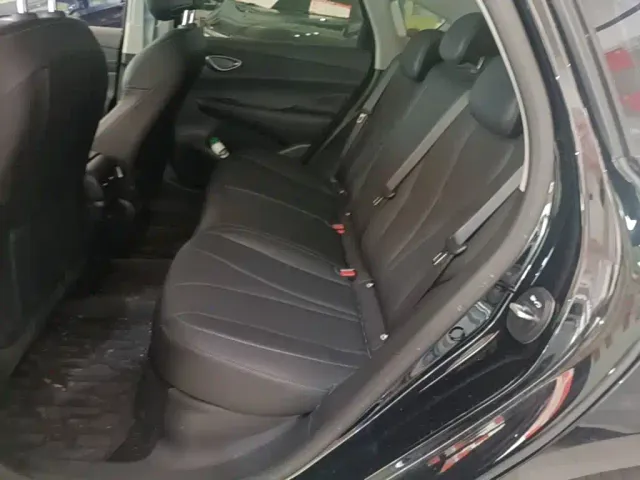 BYD Seal 05 DM-i — Фото автомобиля 16