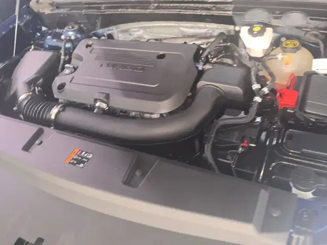 Buick Envision S — Фото автомобиля 10